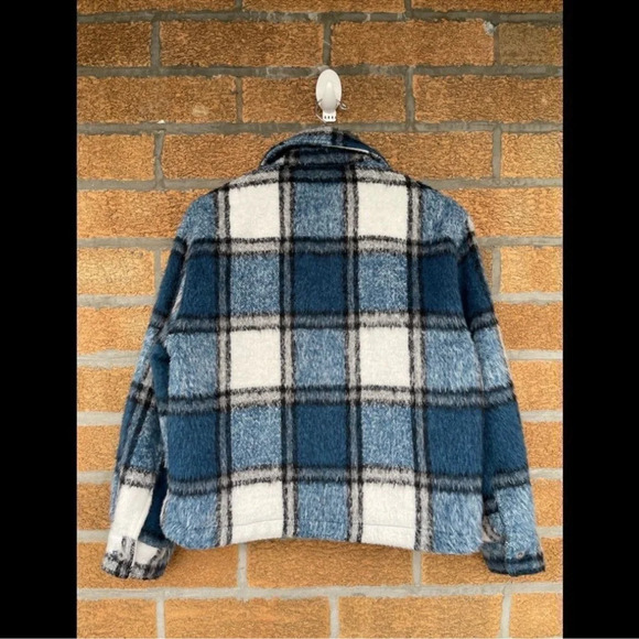 ZARA CROPPED PLAID OVER SHIRT BLUE/ WHITE SMALL - Picture 6 of 9